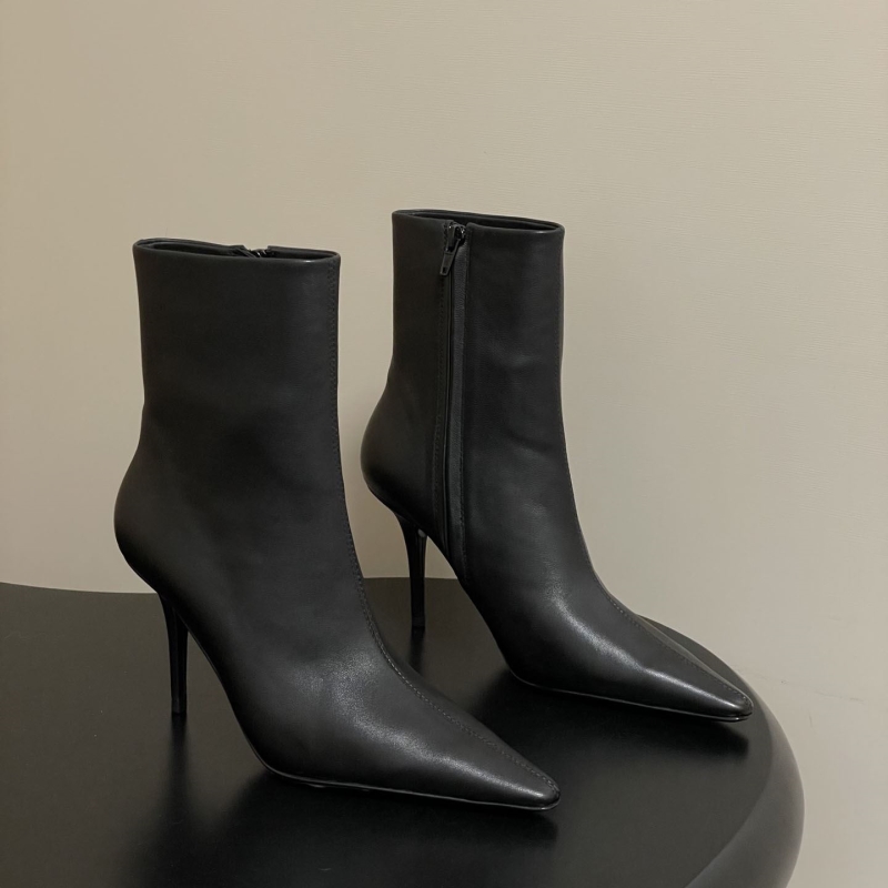 Y51 boots